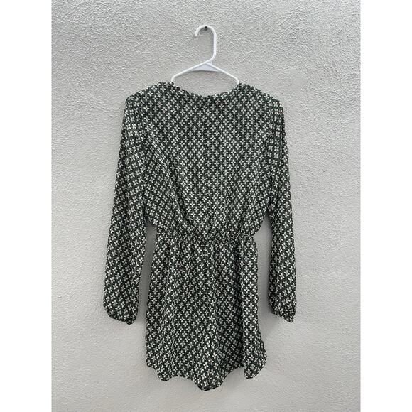 Charlotte Russe Womens Romper Size Small Green Long Sleeve CrissCross Chest - Picture 8 of 15